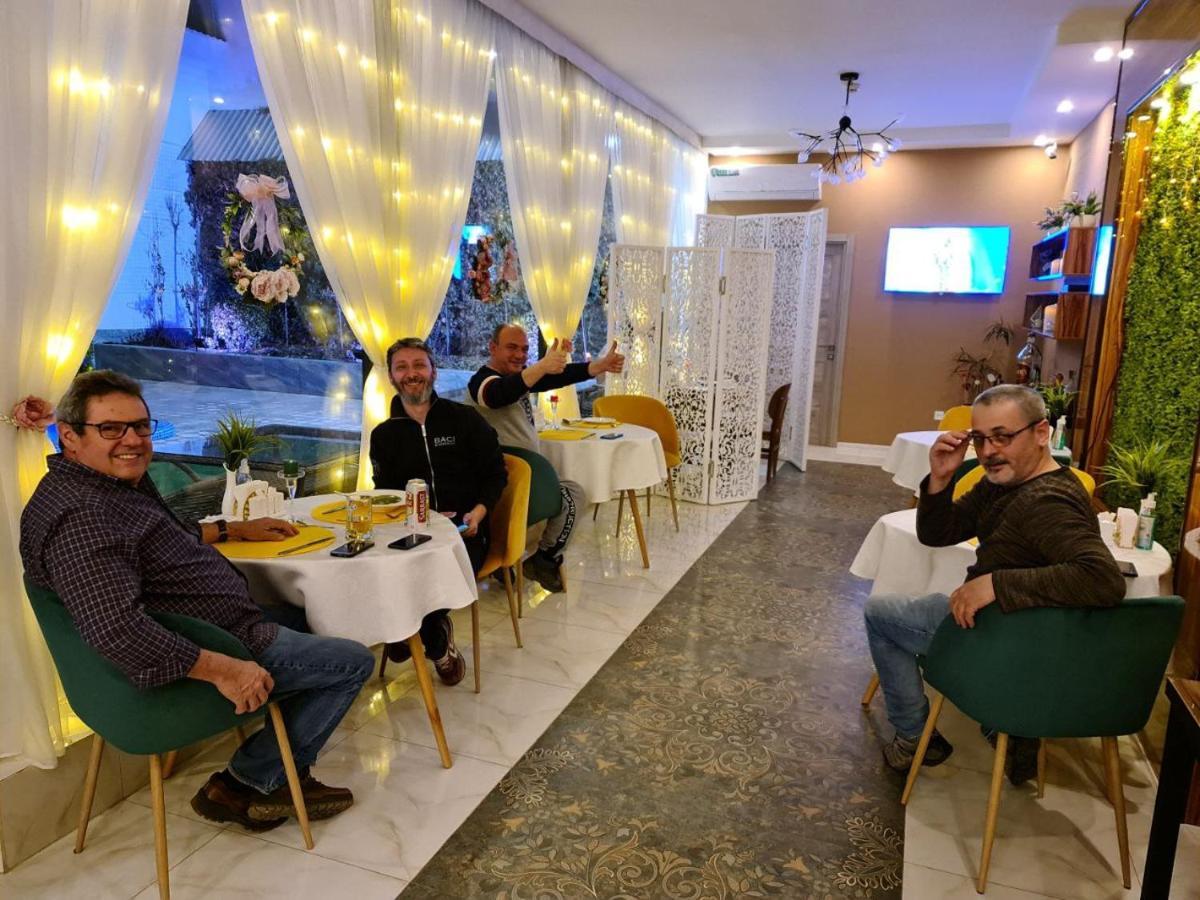 Guest House Twins Tashkent Luaran gambar